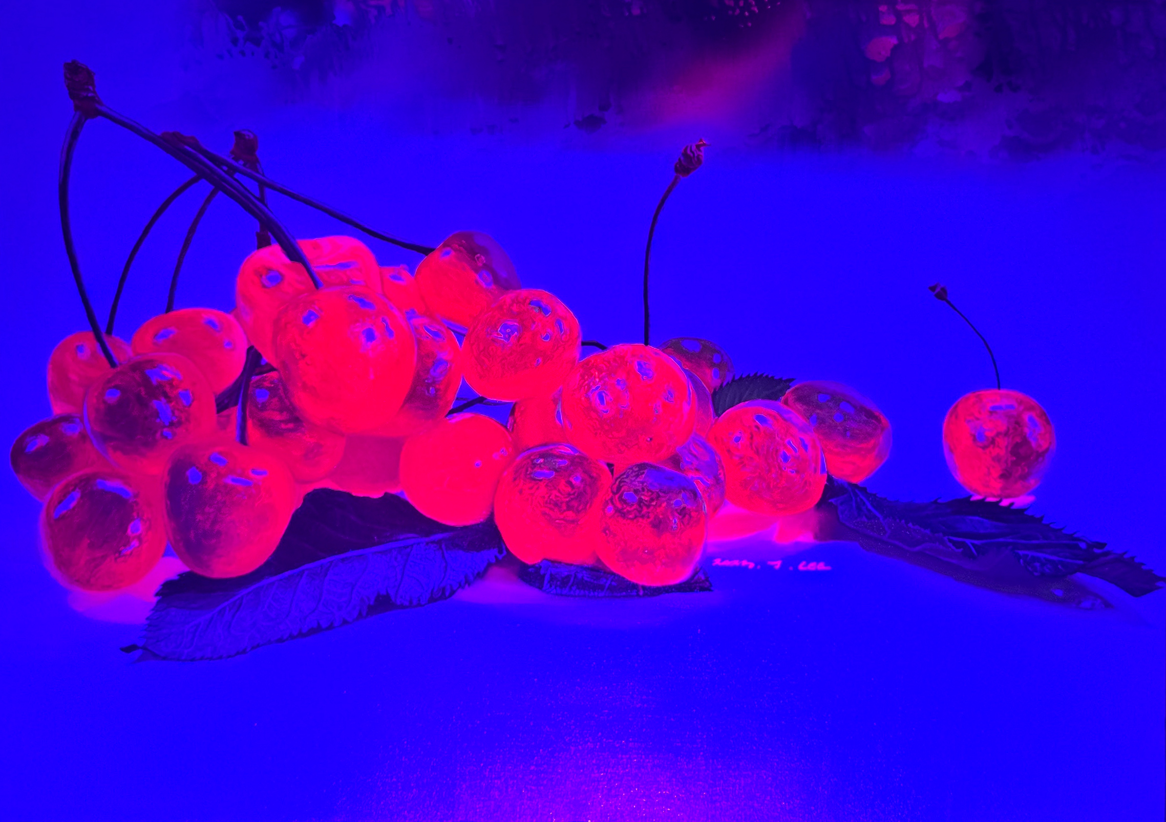 Sweet_memories_in_Cherries_UV